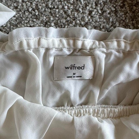 White Aritzia blouse!! - Picture 3 of 3